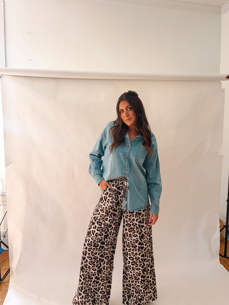 Leo leopard pants